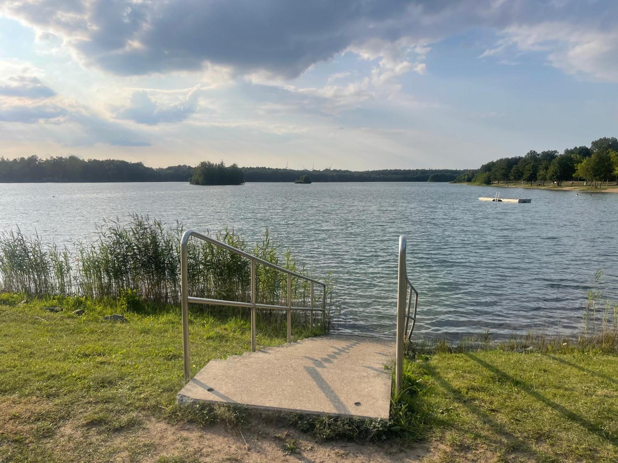 Gruener Bungalow Am Kiebitzsee Villa Falkenburg Dış mekan fotoğraf