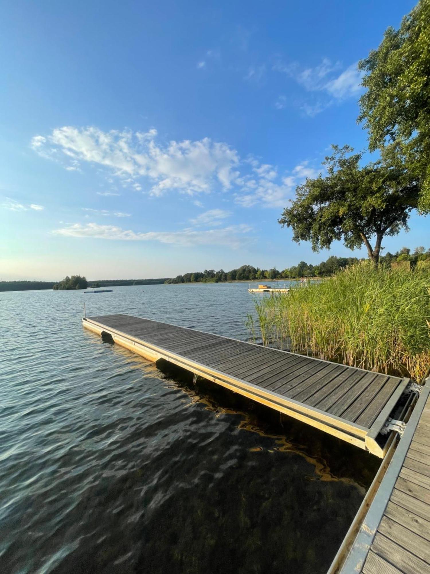 Gruener Bungalow Am Kiebitzsee Villa Falkenburg Dış mekan fotoğraf